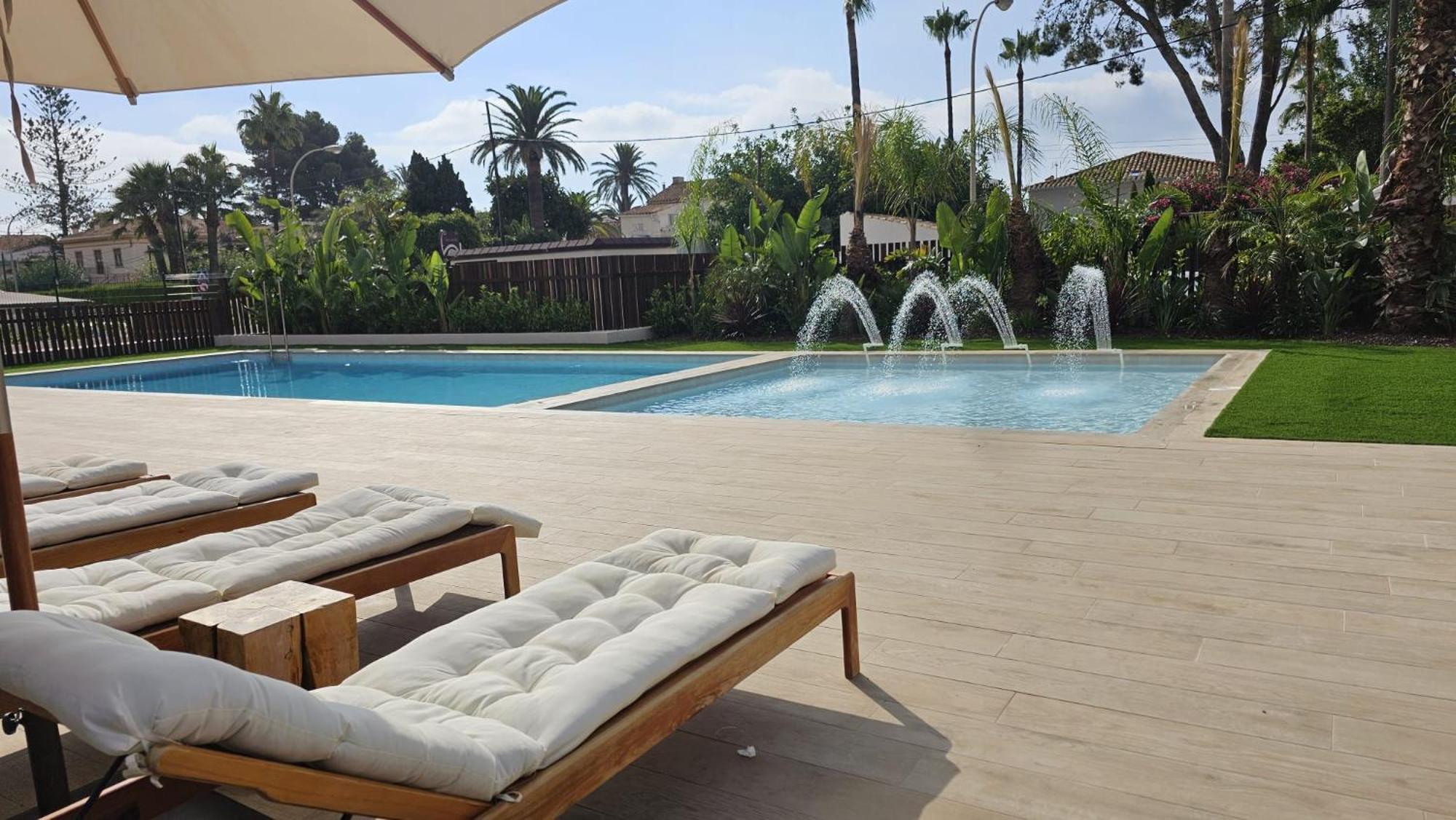 Albades Hotel & Spa (Adults Only) 베니카씸 외부 사진