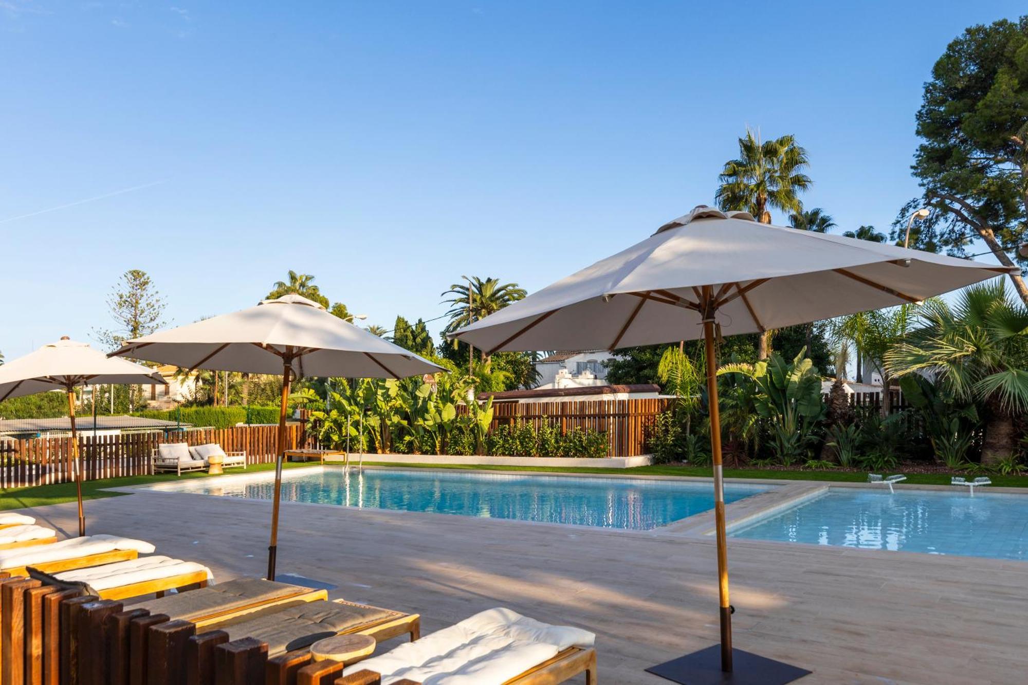 Albades Hotel & Spa (Adults Only) 베니카씸 외부 사진